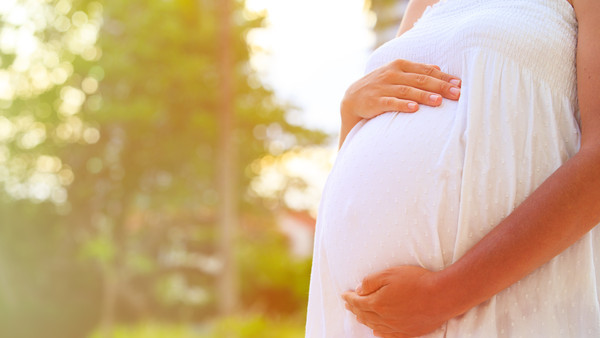 Image - Pelerin : « Le recours aux mères porteuses peut-il être éthique ? »