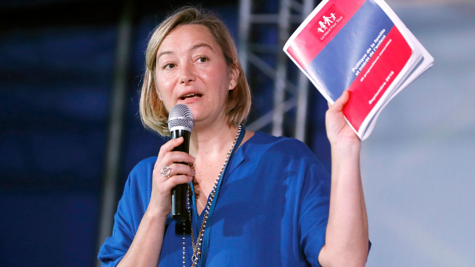 Image - La Croix : « La Manif pour tous prépare son retour sur le pavé »