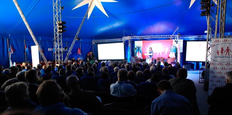 Image - CP – PMA sans père et GPA : La Manif Pour Tous déterminée (Clôture Université d&rsquo;été)