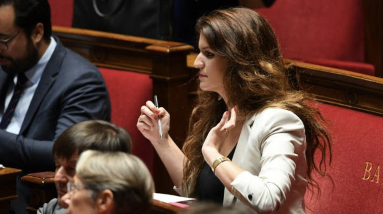 Image - Cnews : « Schiappa réclame le retrait d&rsquo;une affiche de campagne de la Manif pour tous »